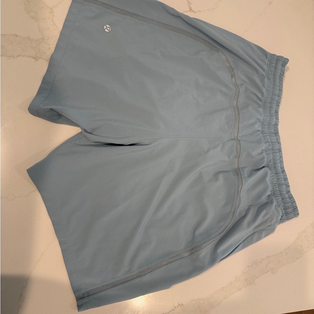 Lululemon Pacebreaker 7”